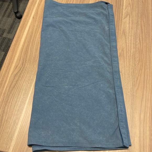 Customizable Snap Scarf - Lululemon - Picture 3 of 6